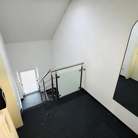 Hotel Moderne - Reihenmittelhaus - 4 Min Zur