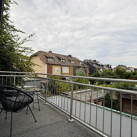 Moderne - Reihenmittelhaus - 4 Min Zur Hotel *